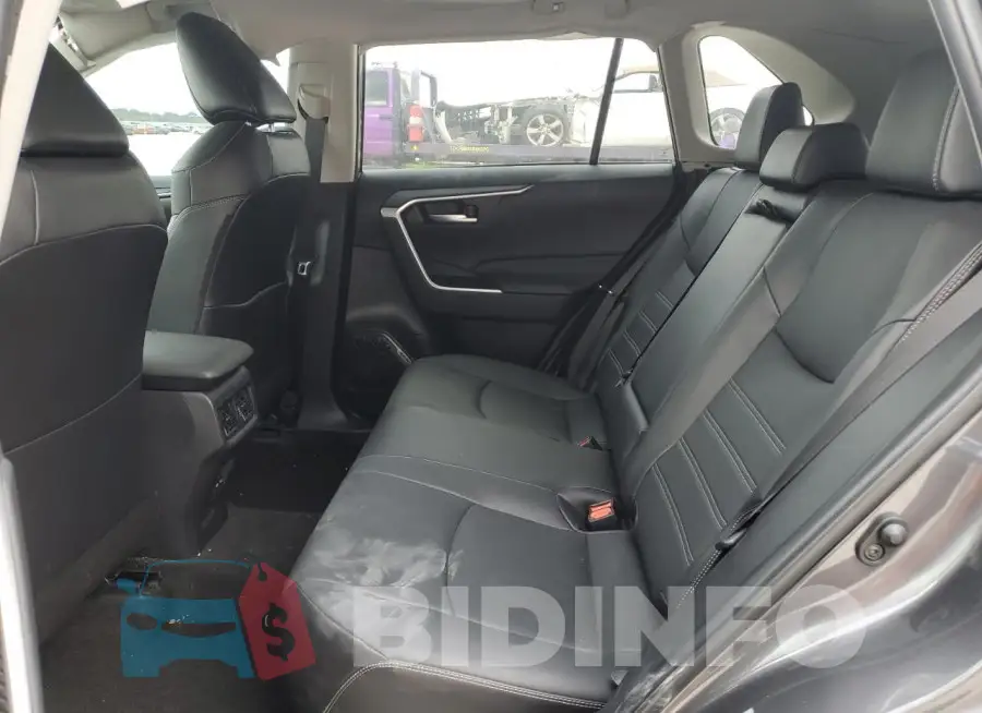 2T3C1RFV5PW285964 Photo# 11