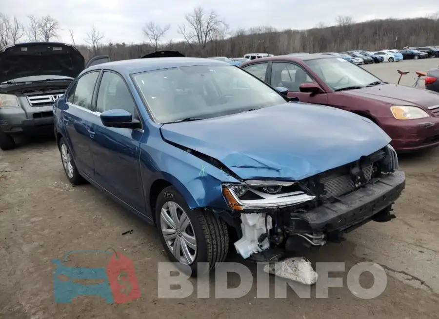 3VW167AJ0HM356327 Photo# 4