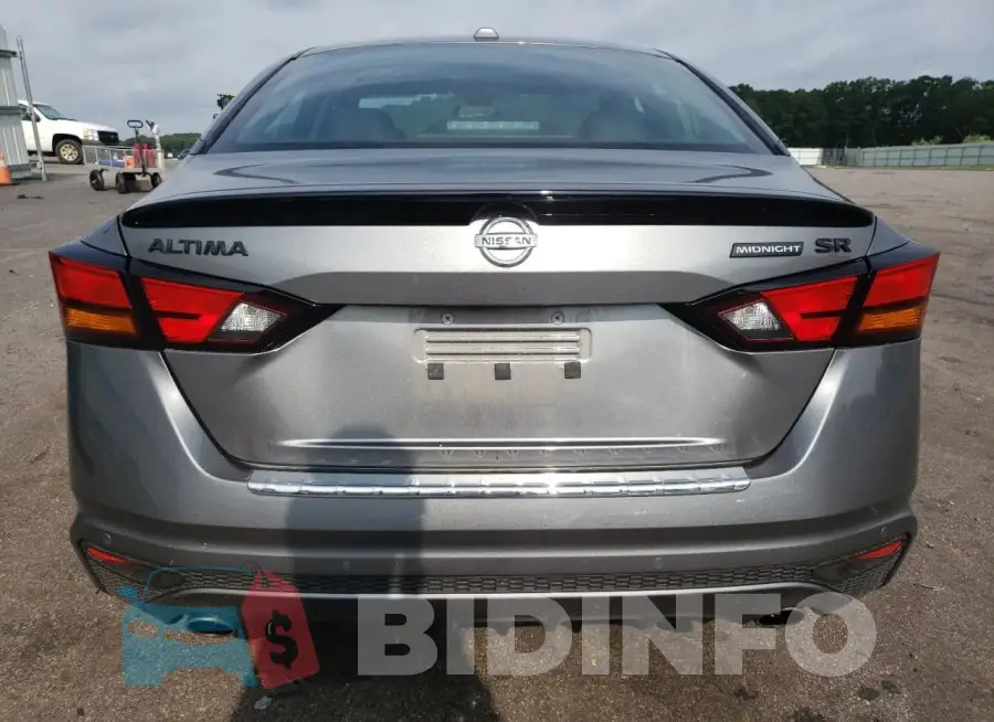 1N4BL4CV5NN350819 Photo# 6