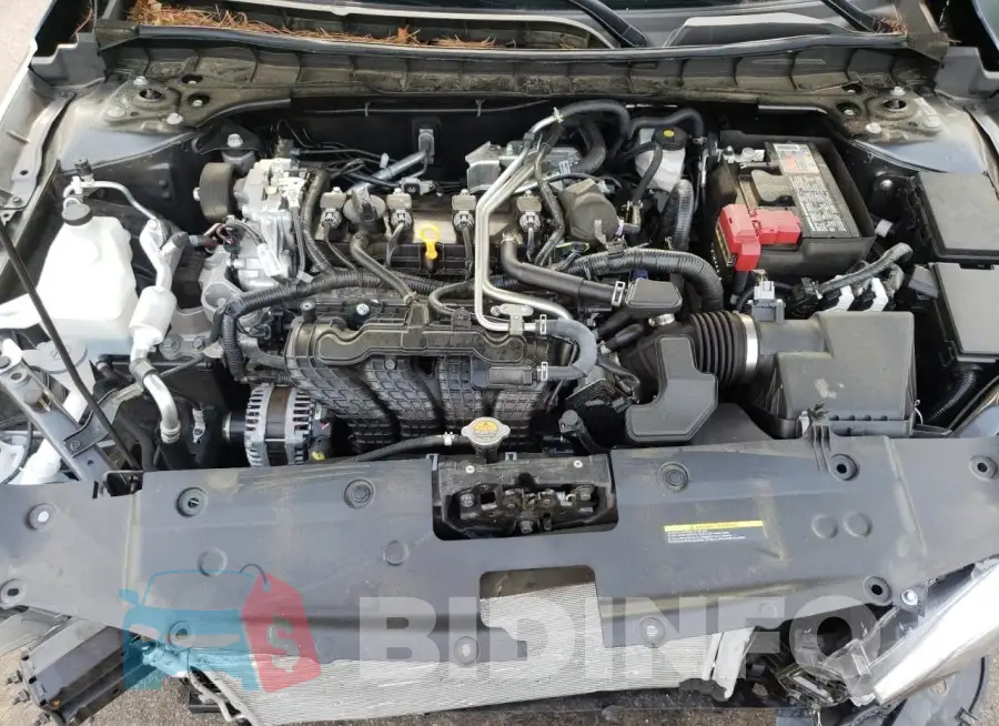 1N4BL4CV5NN350819 Photo# 11