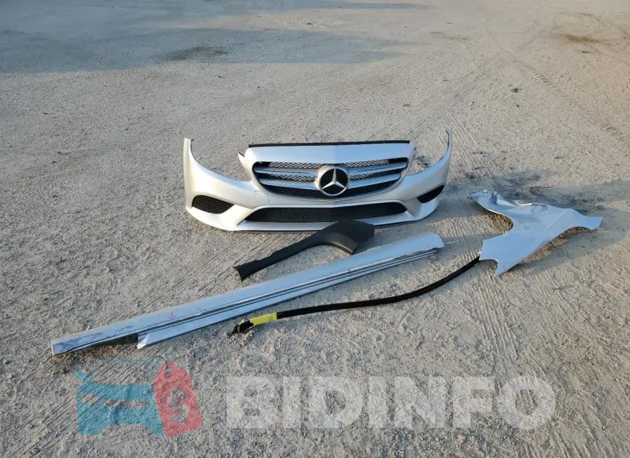 WDDWF8DB7LR543256 Photo# 12