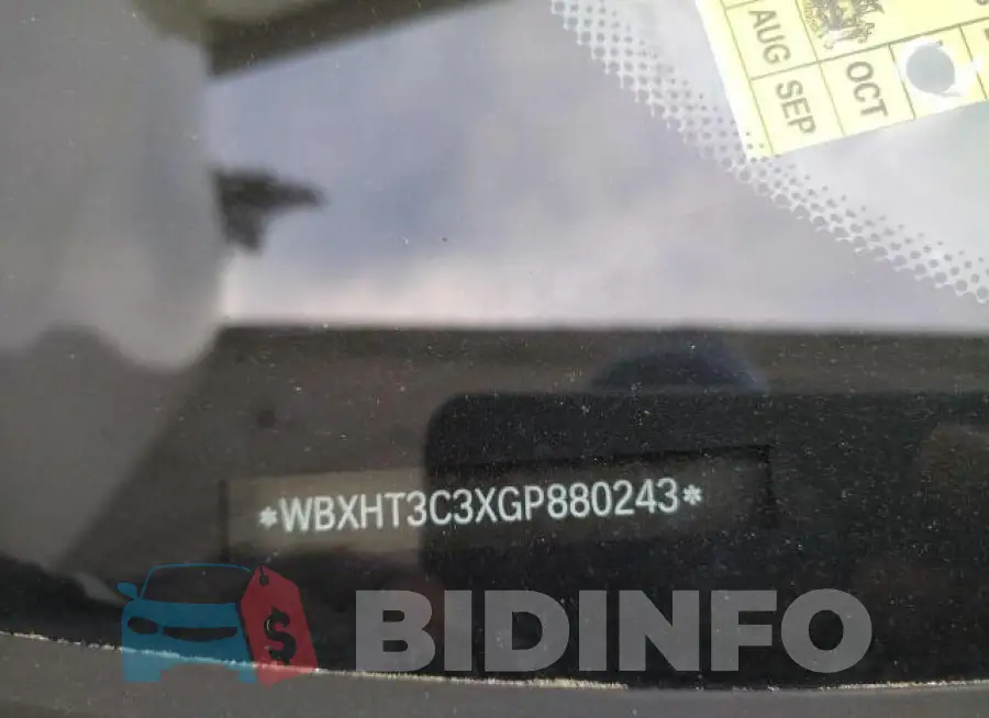 WBXHT3C3XGP880243 Photo# 10