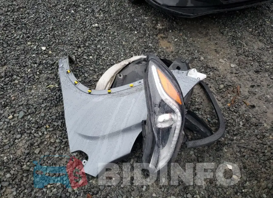 KL7CJPSB1KB772335 Photo# 13