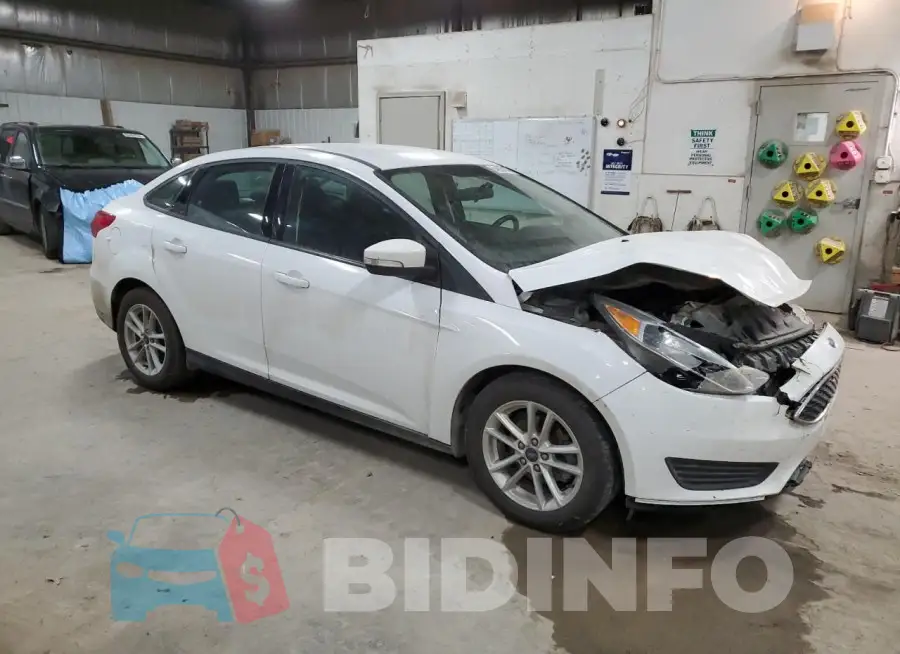 1FADP3F27JL322423 Photo# 4
