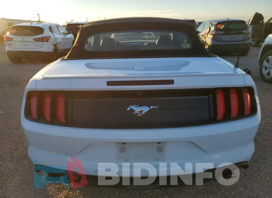 1FATP8UH8N5107353 Photo# 6