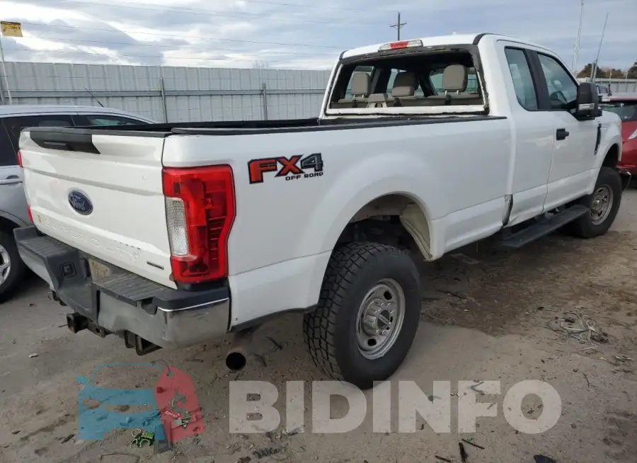 1FT8X3B60HED78500 Photo# 3