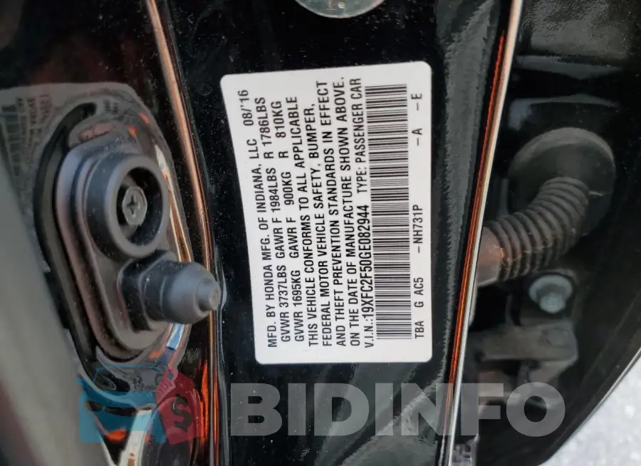 19XFC2F50GE082944 Photo# 12
