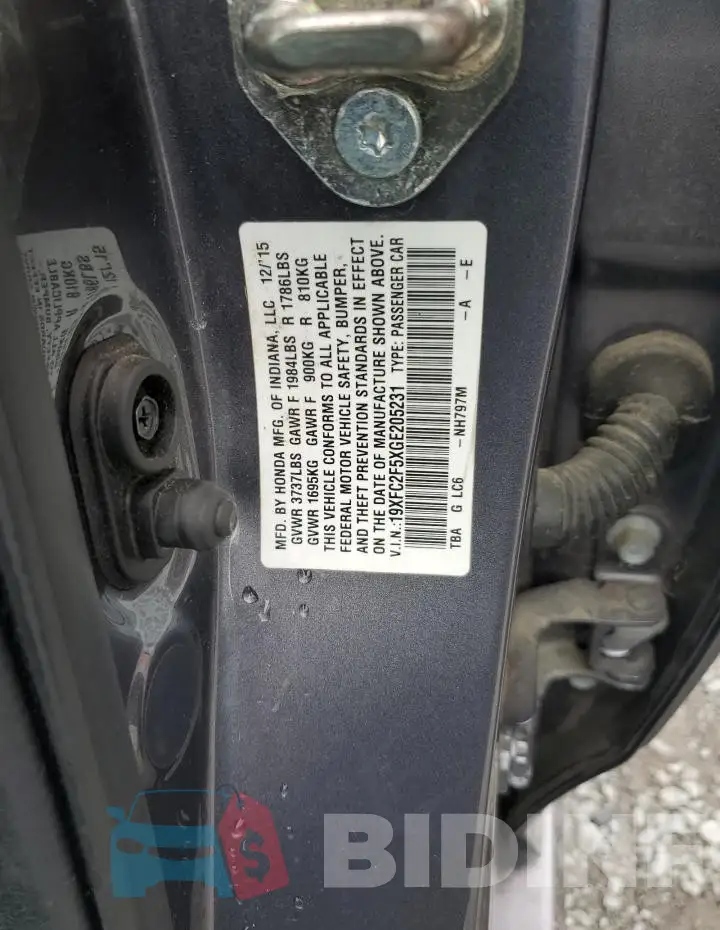 19XFC2F5XGE205231 Photo# 12
