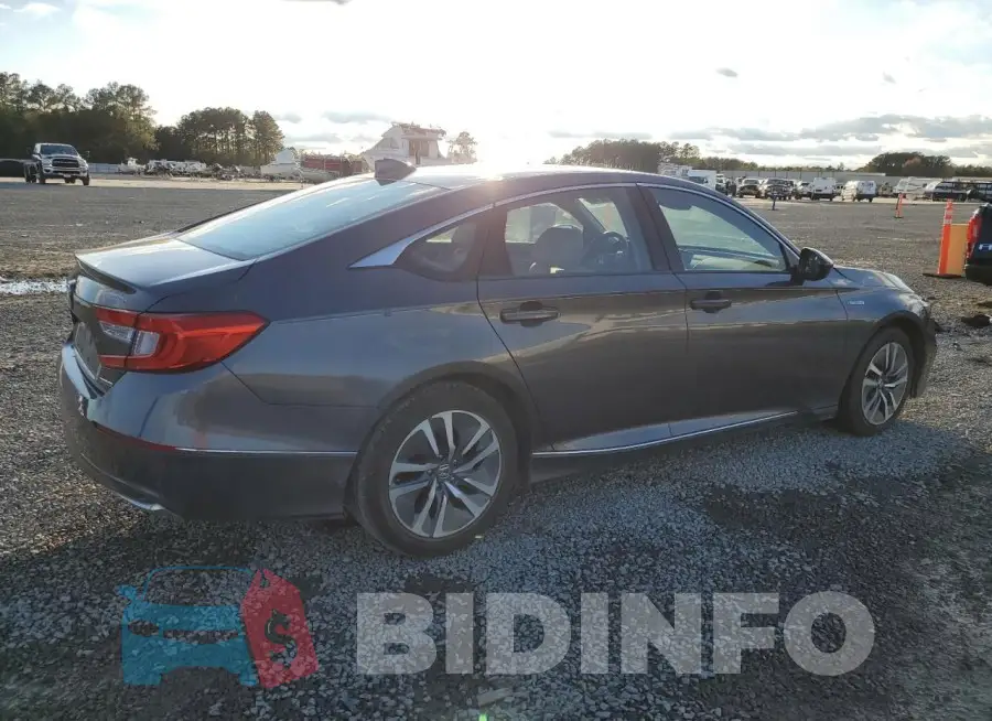 1HGCV3F46KA004787 Photo# 3