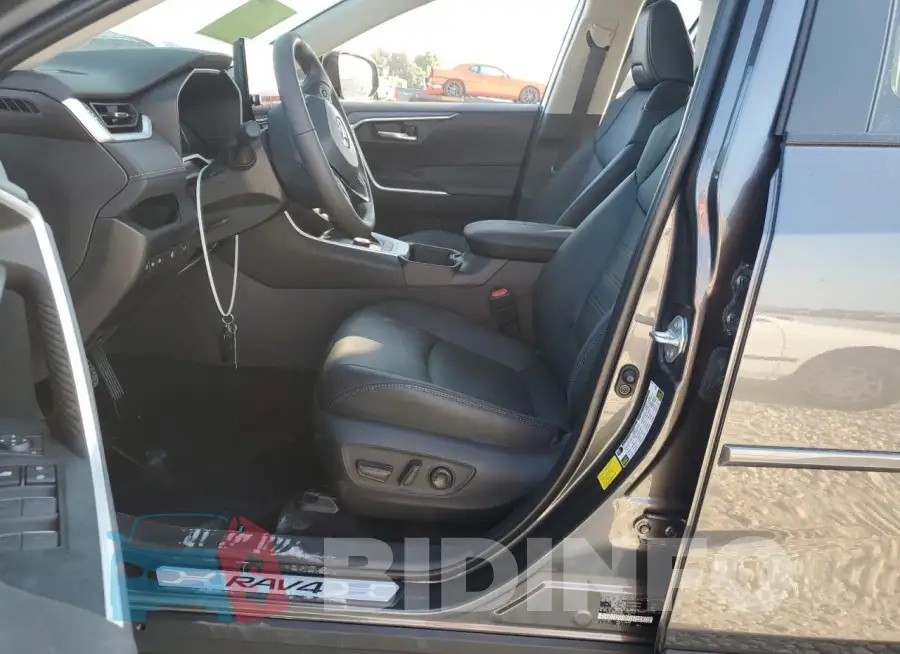 4T3B6RFV5RU170832 Photo# 7