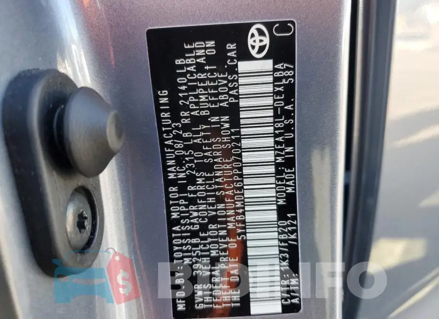 5YFB4MDE6PP070211 Photo# 12