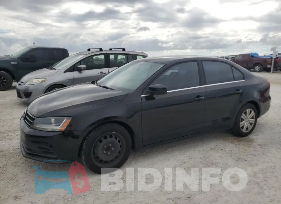 3VW2B7AJ4HM360137 Photo# 1