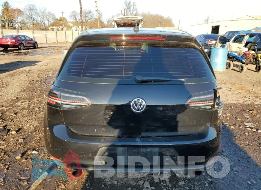 3VW547AU0HM023143 Photo# 6