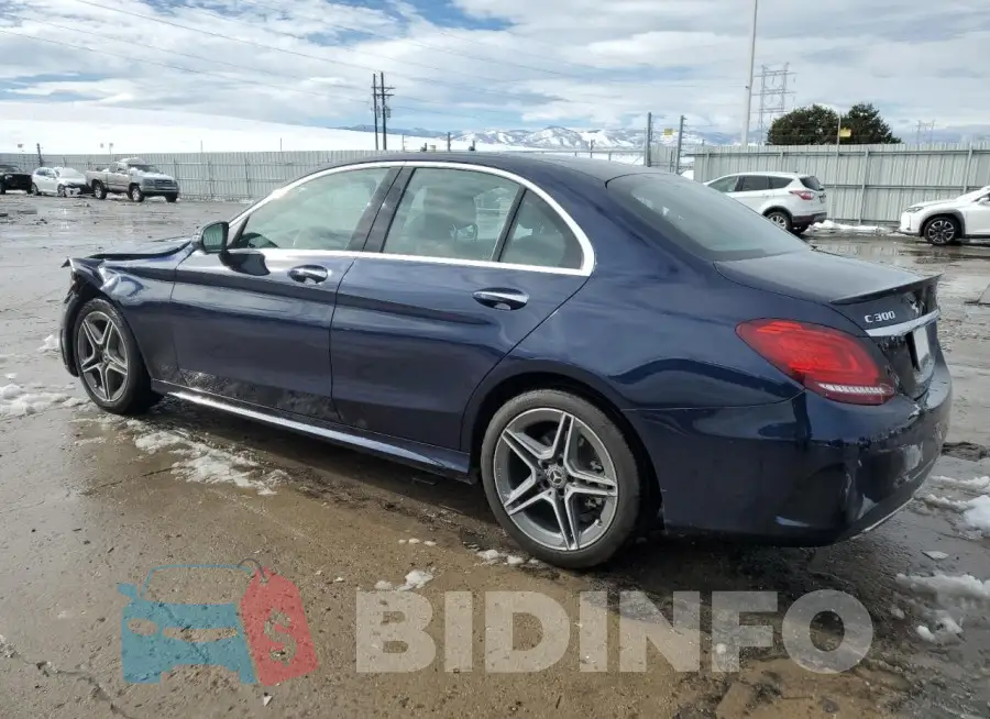 WDDWF8EB1KR482225 Photo# 2