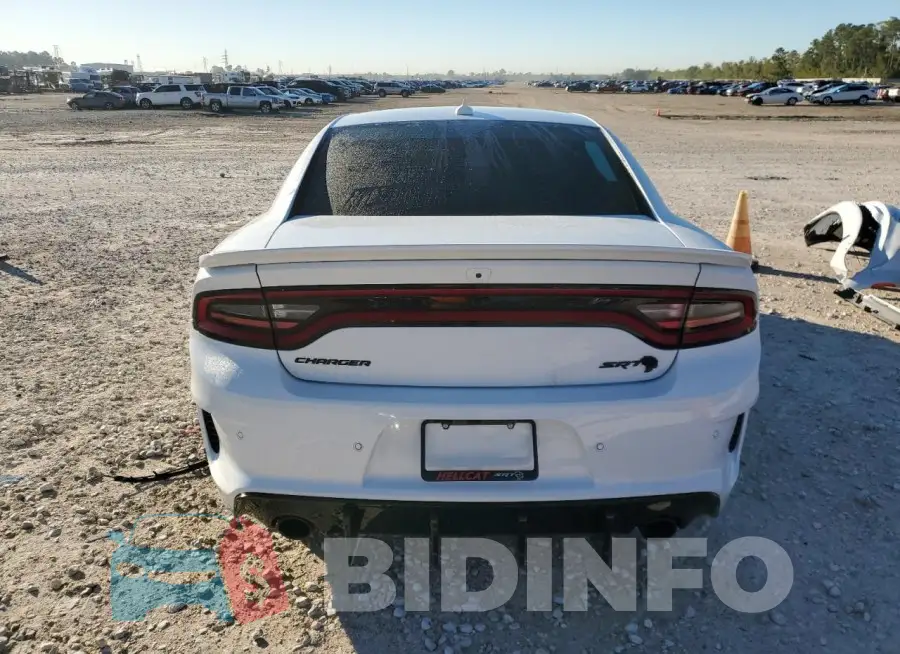 2C3CDXL96NH101698 Photo# 6