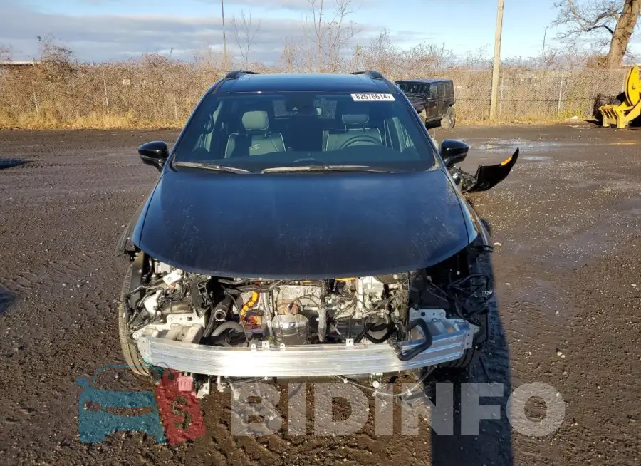 2C4RC1S7XRR174837 Photo# 5