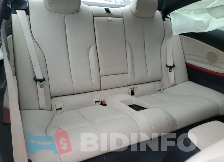 WBA4R9C55HK878586 Photo# 10