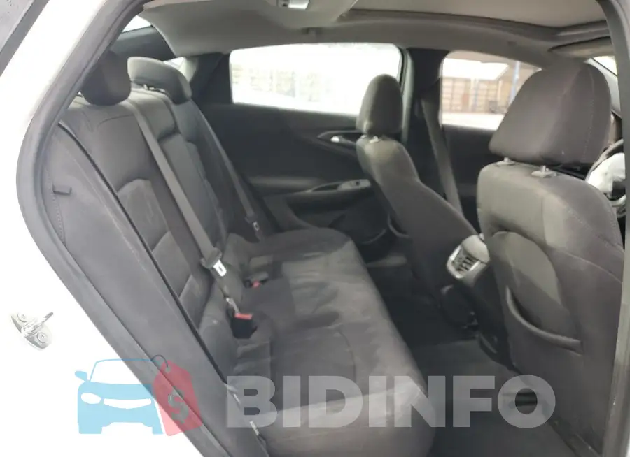 1G1ZD5ST2NF160166 Photo# 10