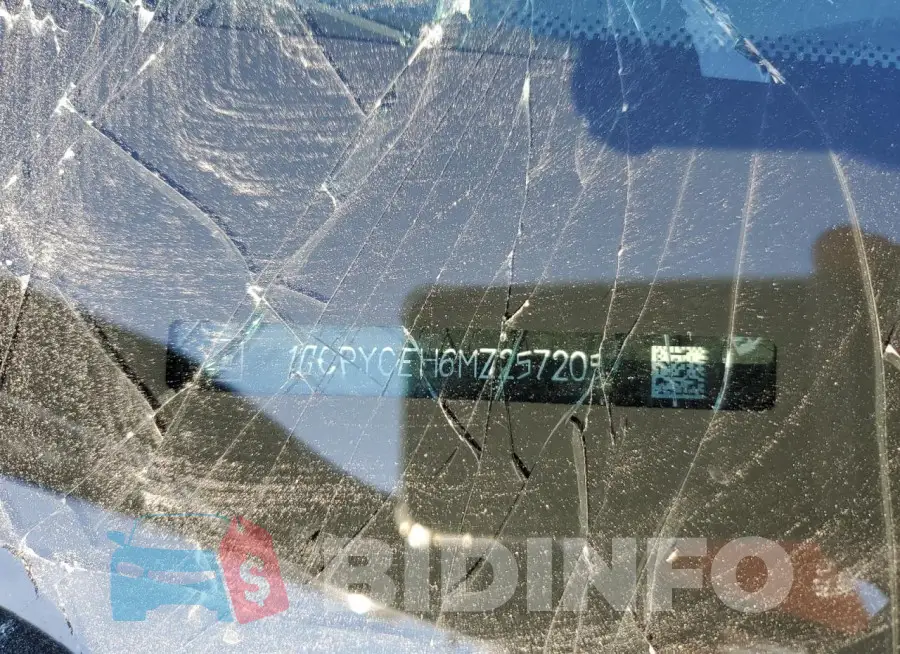 1GCPYCEH6MZ257205 Photo# 12