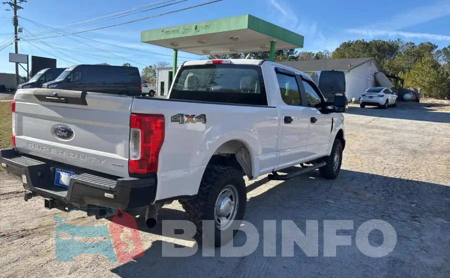 1FT7W2B62KEC41414 Photo# 4