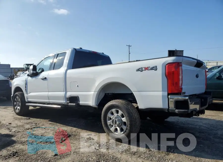 1FT8X2BN8REF21857 Photo# 2