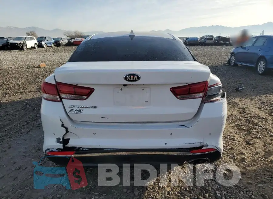 5XXGT4L33JG236970 Photo# 6