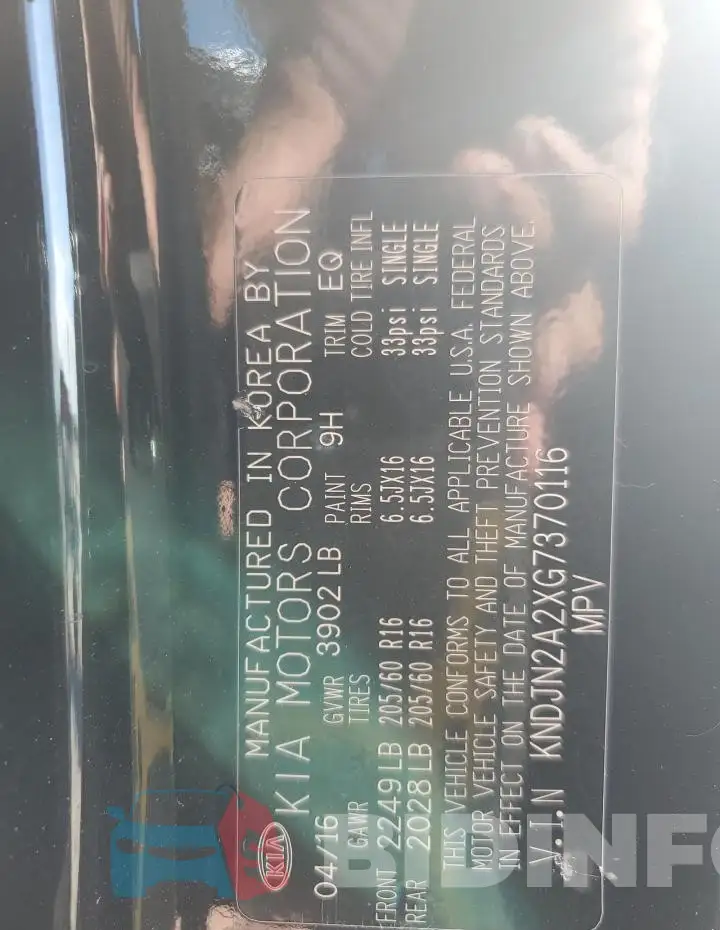 KNDJN2A2XG7370116 Photo# 13