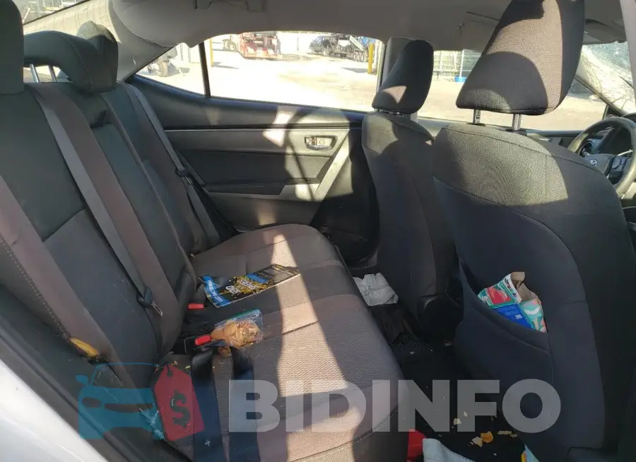 2T1BURHE7JC101884 Photo# 10