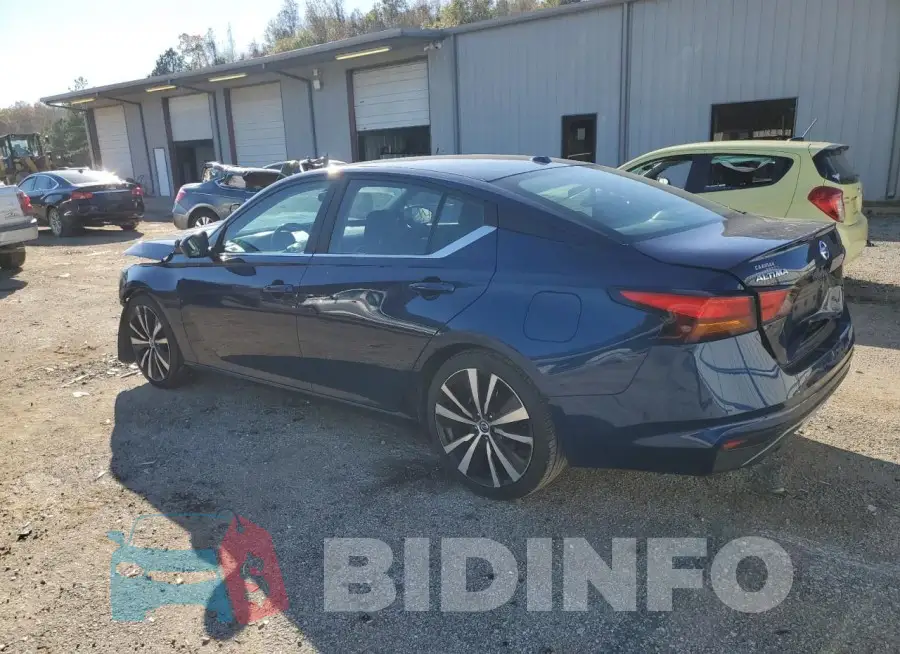 1N4BL4CV9KC172453 Photo# 2