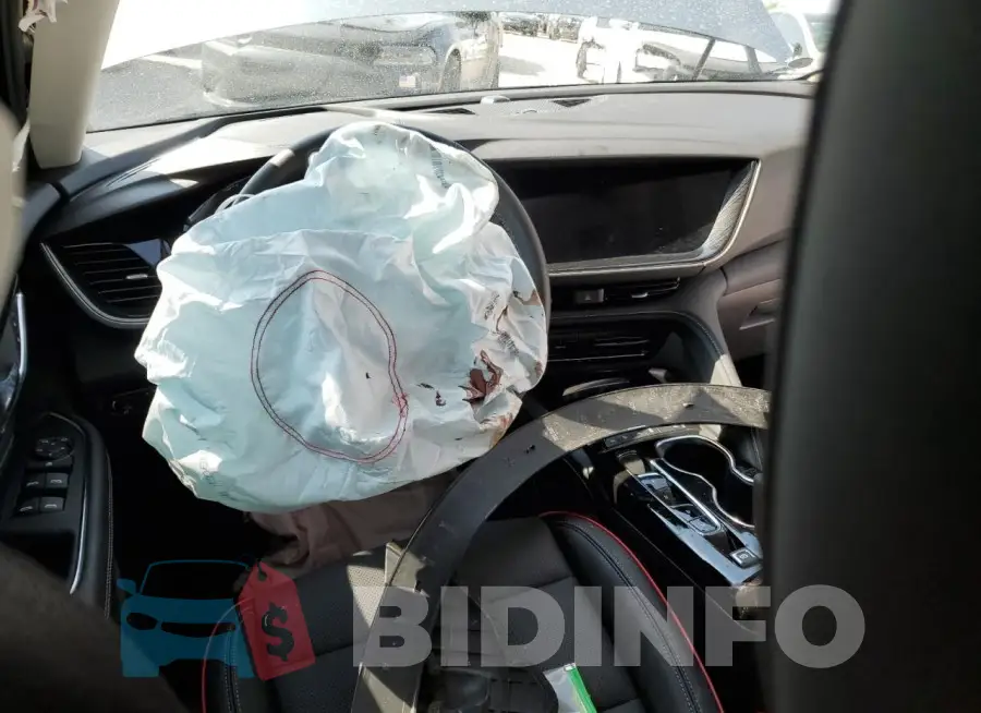 LRBFZPR46PD142840 Photo# 8