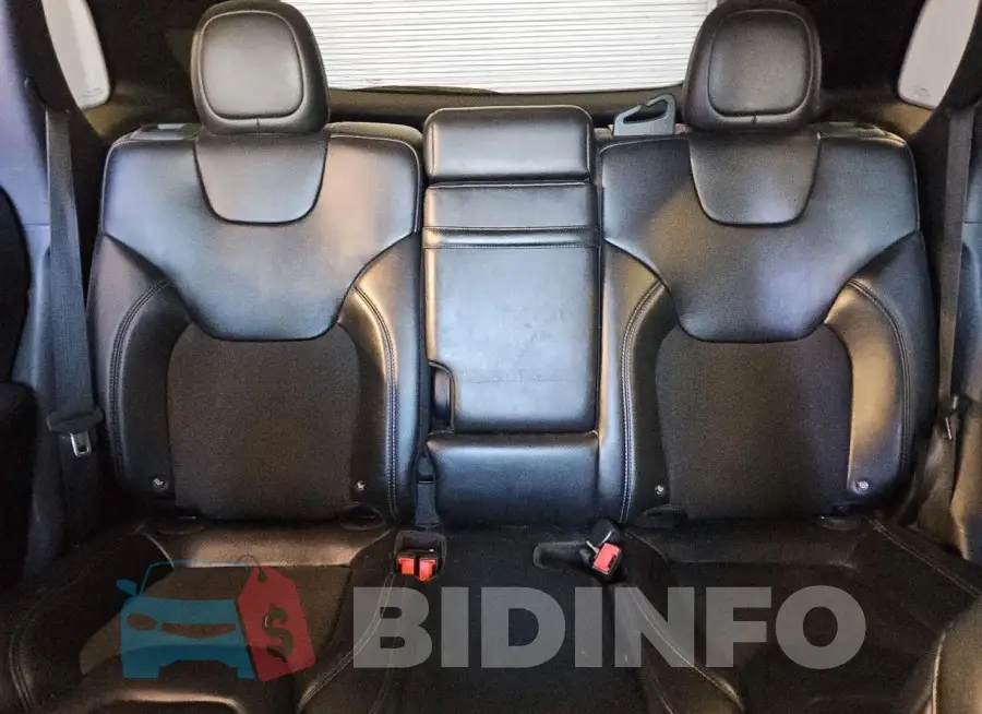 1C4PJMLB3KD195460 Photo# 10