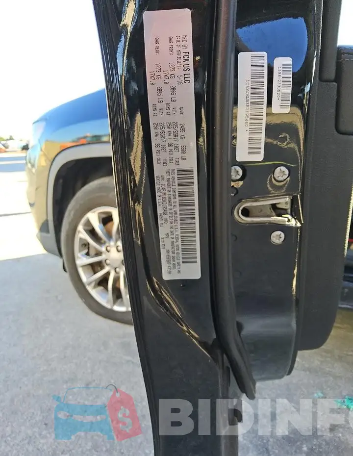 1C4PJMLB3KD195460 Photo# 13