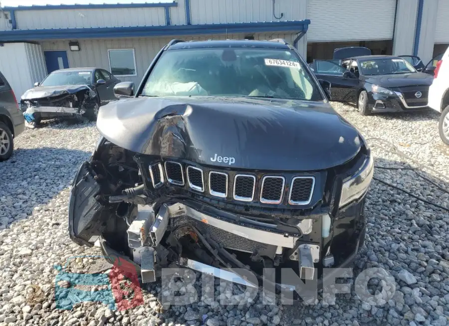 3C4NJDCB9LT160800 Photo# 5