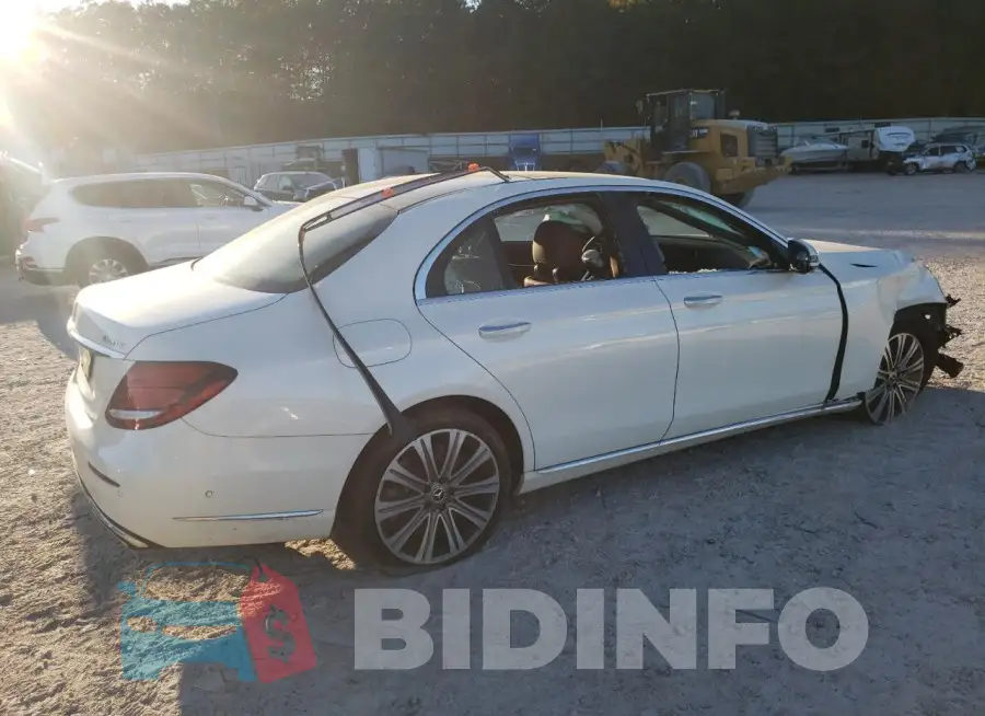 WDDZF6JB3LA742938 Photo# 3