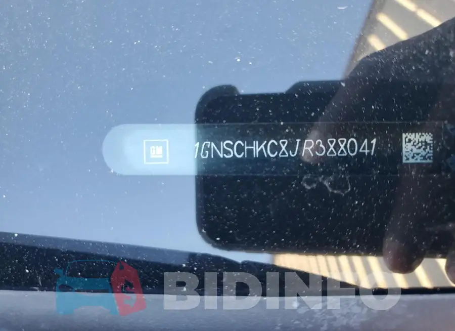 1GNSCHKC8JR388041 Photo# 13