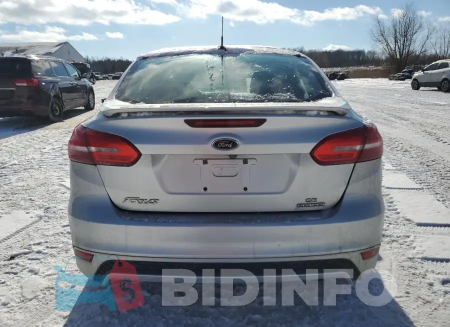 1FADP3F27GL215560 Photo# 6