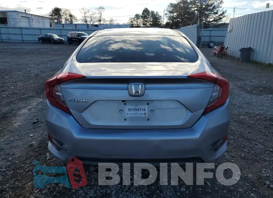 19XFC2F50GE057168 Photo# 6