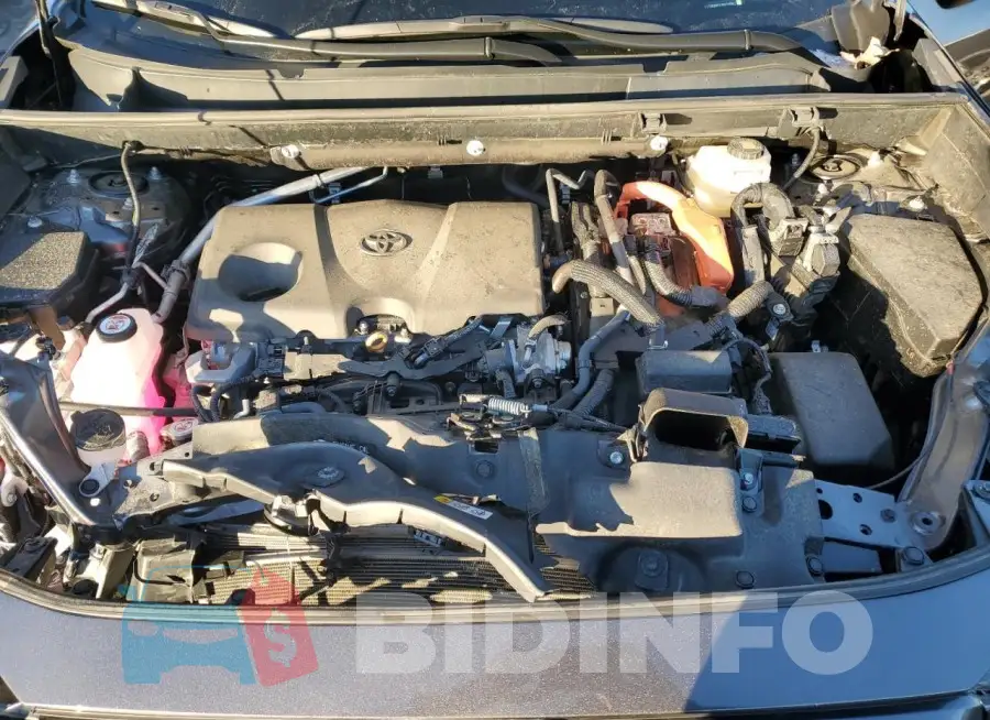 4T3E6RFV1RU146041 Photo# 12