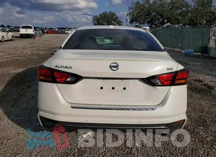 1N4BL4CV3MN341051 Photo# 6