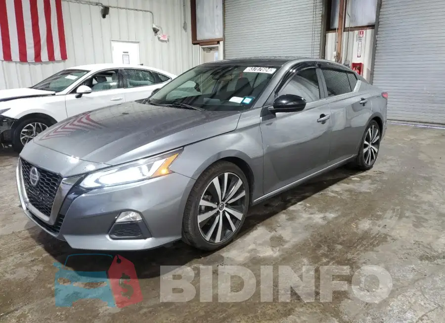 1N4BL4CV9MN374037 Photo# 1