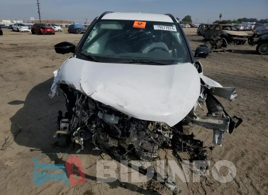 3N1CP5DV8PL473575 Photo# 5