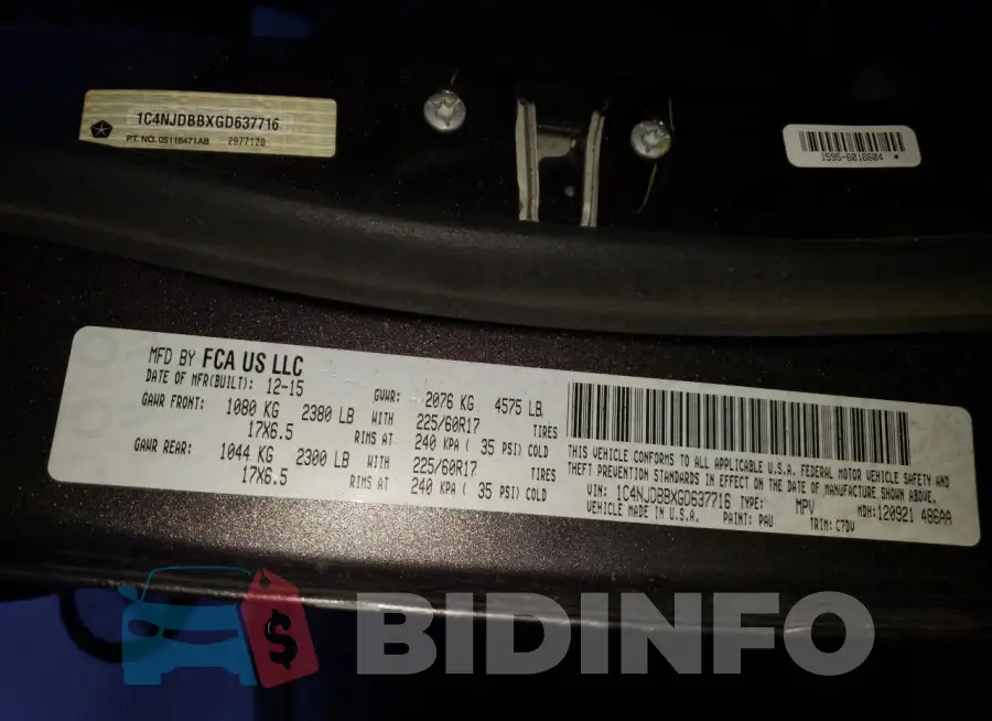 1C4NJDBBXGD637716 Photo# 14