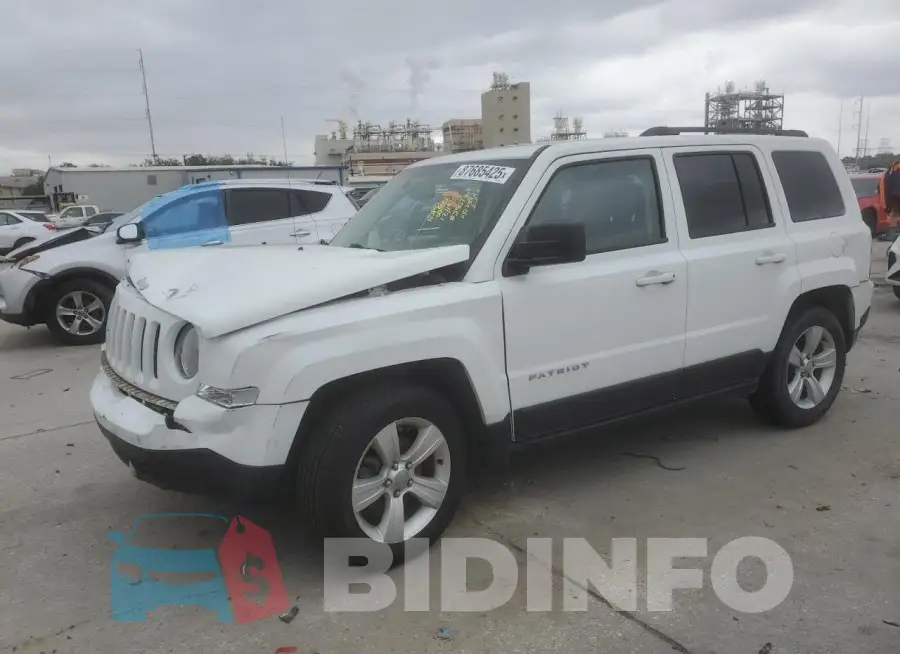 1C4NJPBBXGD536709 Photo# 1