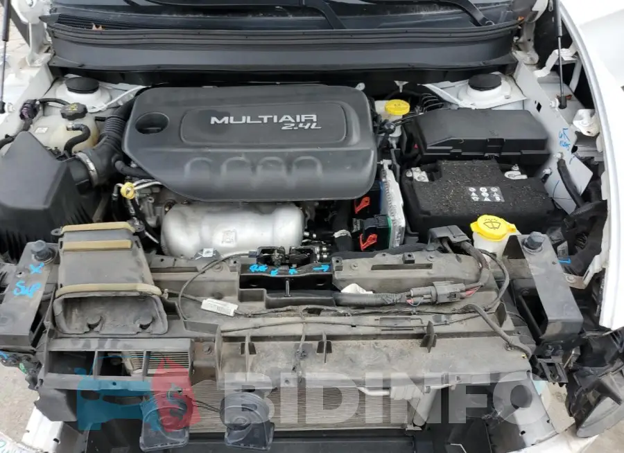 1C4PJLCB3JD524554 Photo# 12