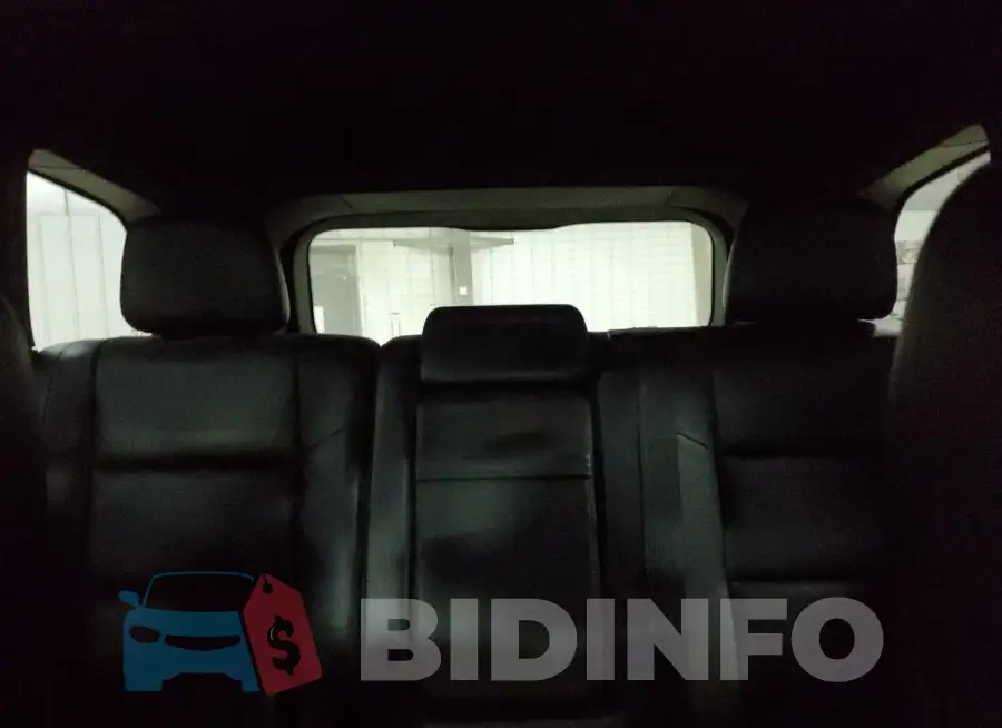 1C4RJFBGXHC693817 Photo# 10