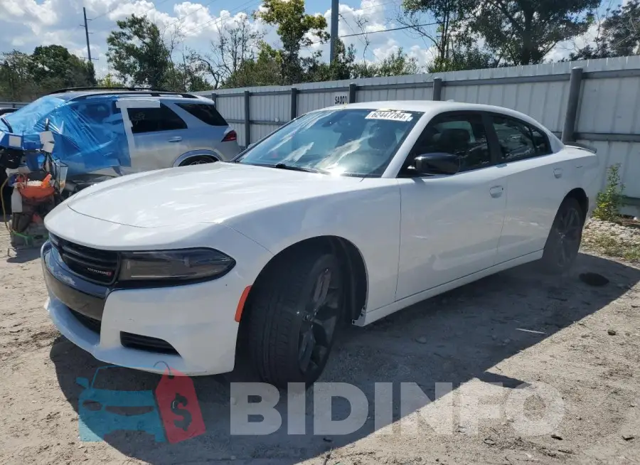 2C3CDXBG5PH632037 Photo# 1