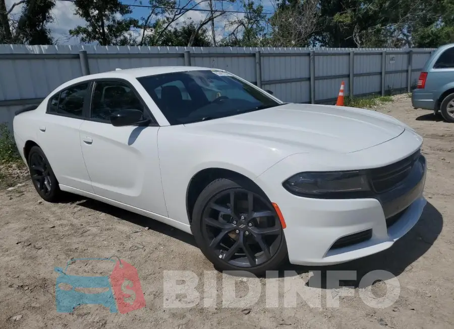 2C3CDXBG5PH632037 Photo# 4