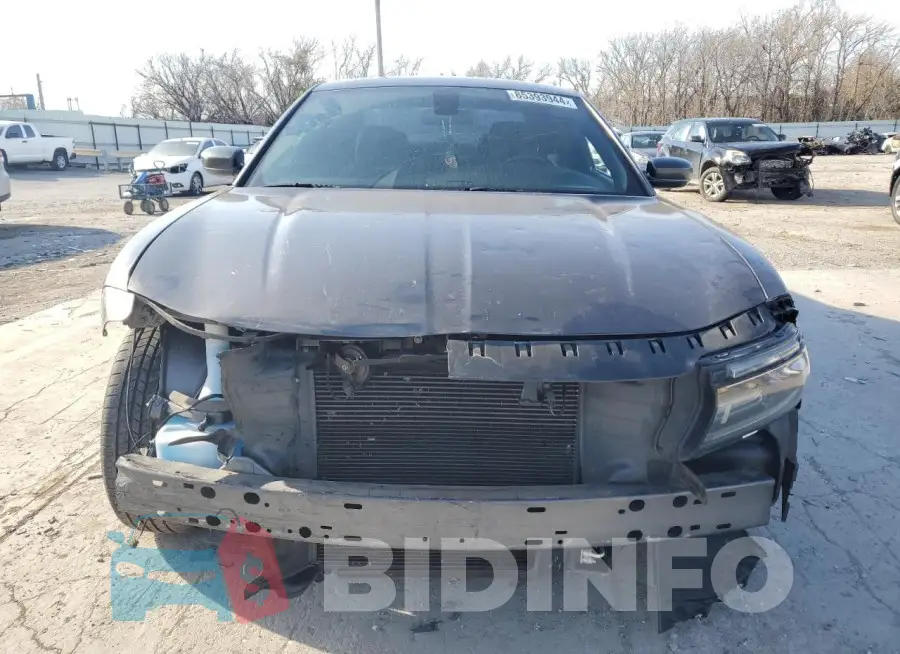2C3CDXBG7JH180454 Photo# 5