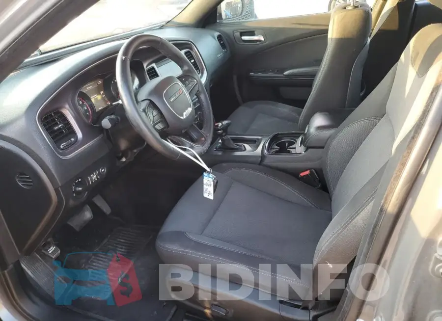 2C3CDXBG9JH158052 Photo# 7