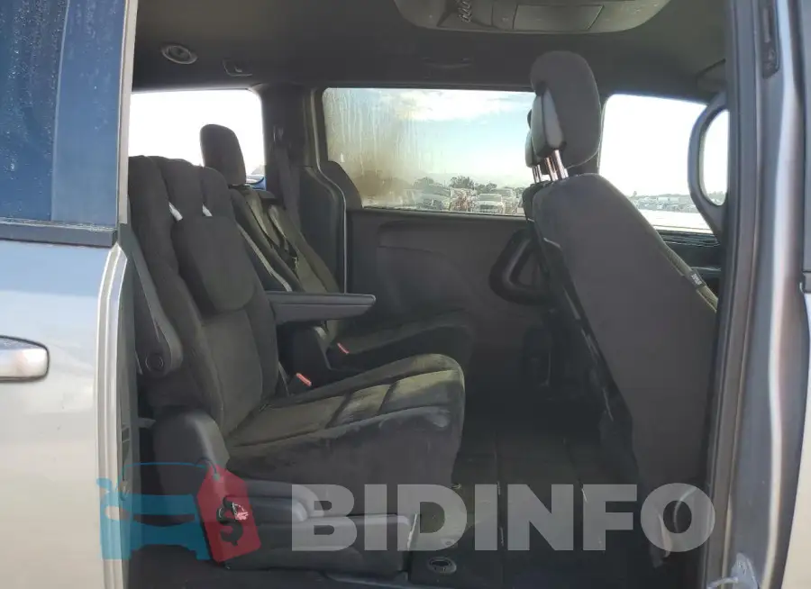 2C4RDGBG7GR124748 Photo# 11